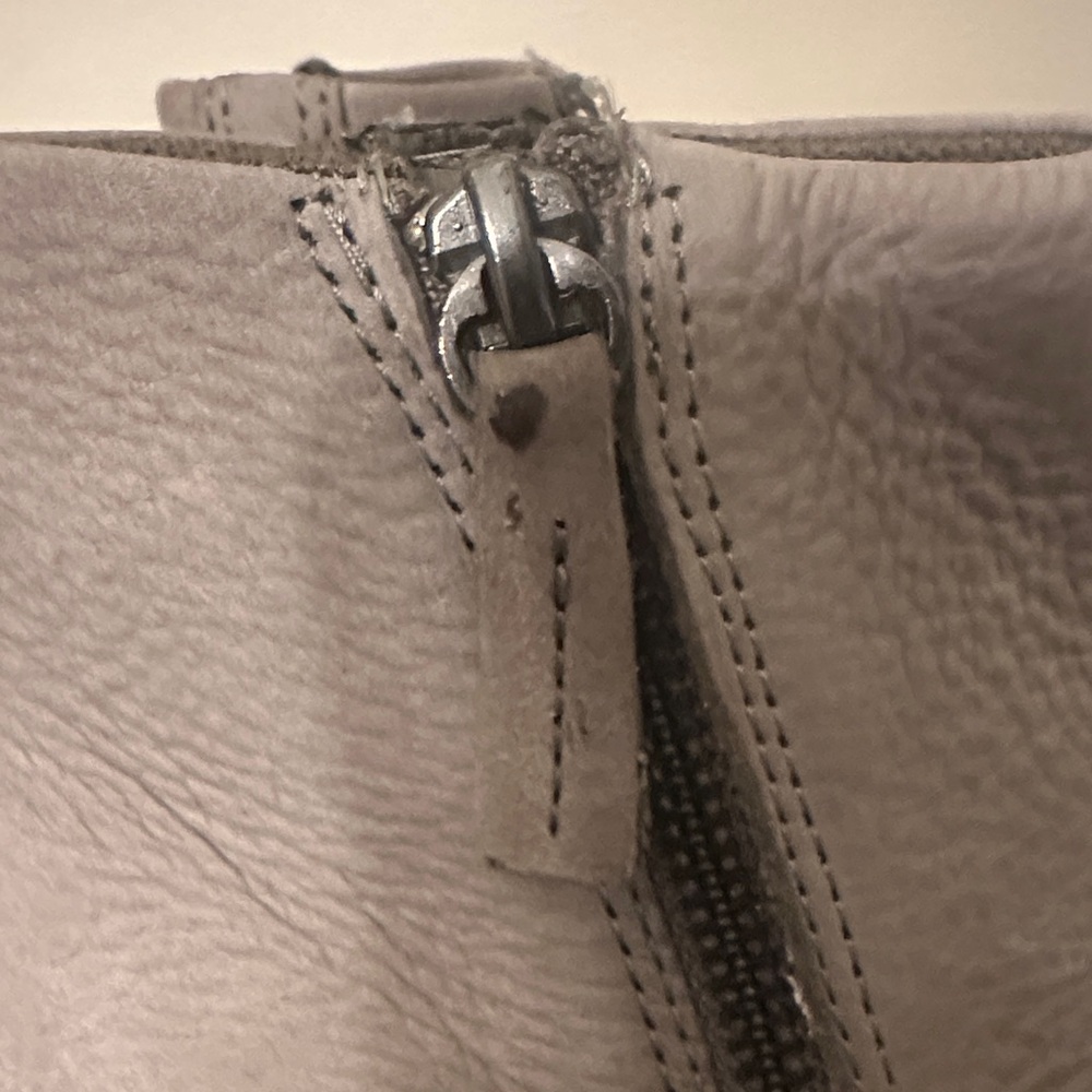 Ecco NWT Skyler Ankle Boots - Picture 8 of 10